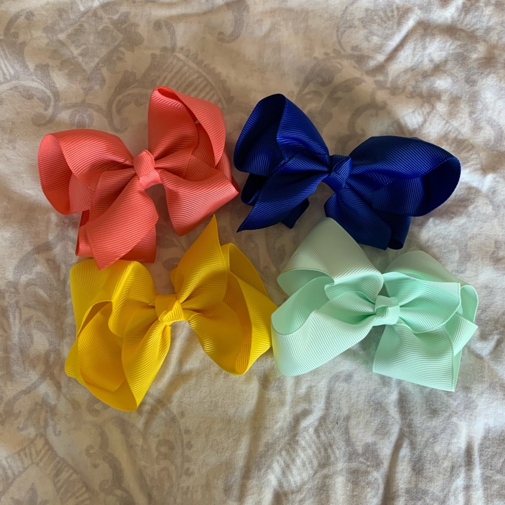 4 piece Bow Bundle 🎀